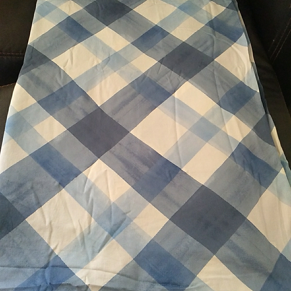 Charter Club Blue and White Checkered Duvet Cover Size Full/Queen